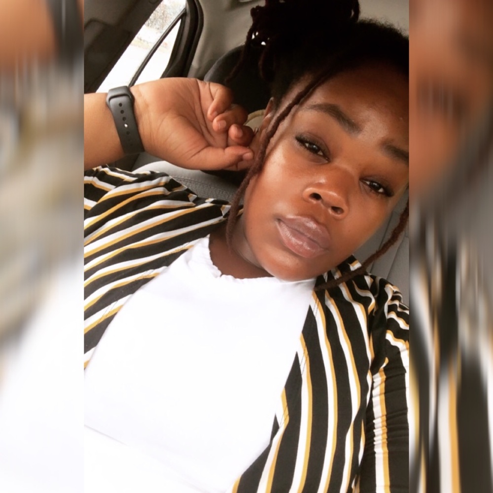 Meet your Posher, Shatyra
